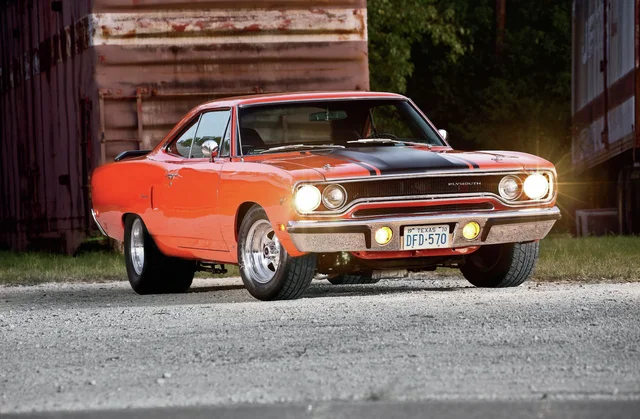 1970-plymouth-road-runner-front-passenger-side1.webp